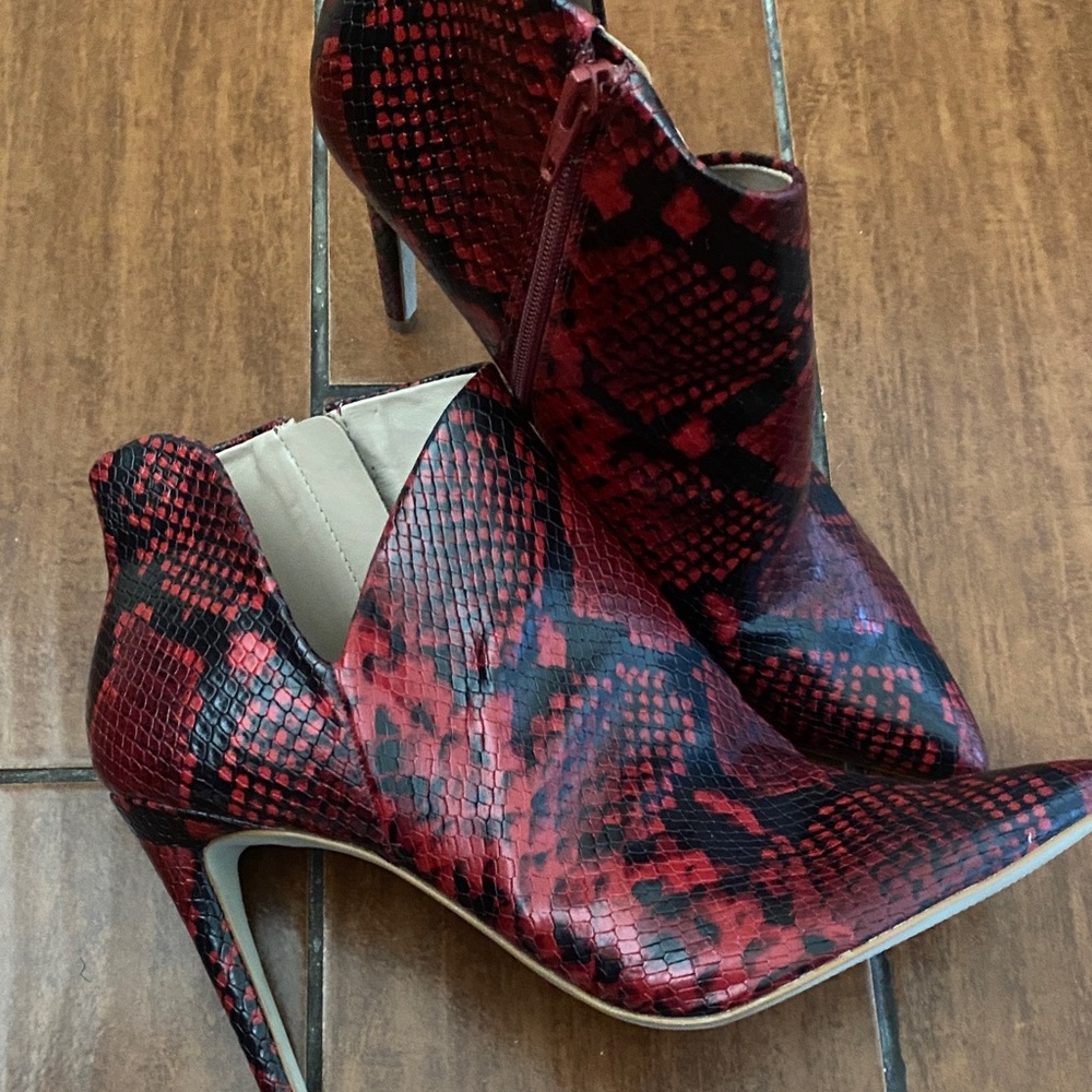 Steve Madden Bold Red Snake Pattern Booties